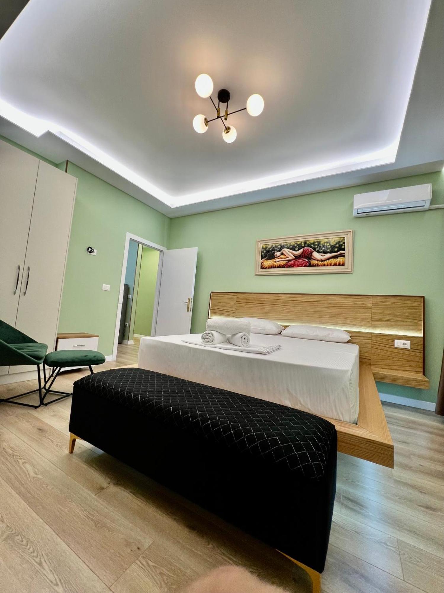 Spiranca Luxury Suites Tiranë Ngoại thất bức ảnh