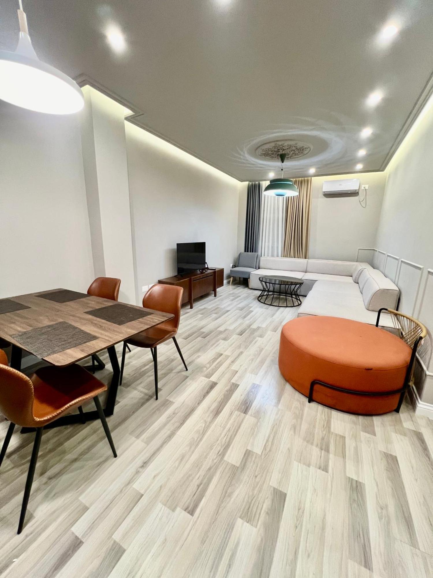 Spiranca Luxury Suites Tiranë Phòng bức ảnh