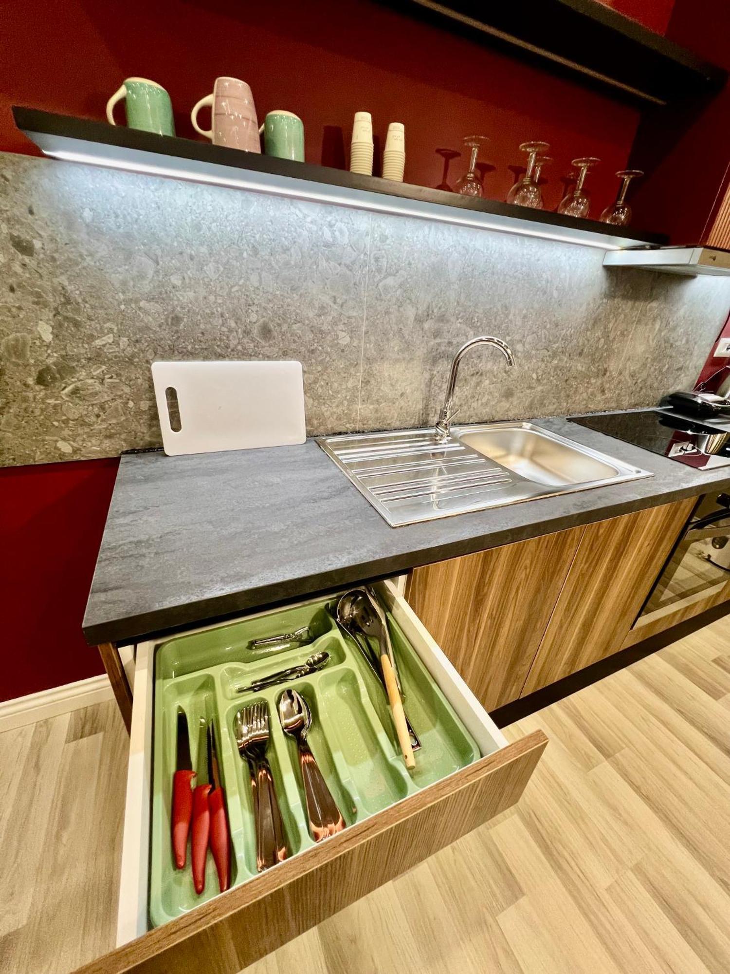 Spiranca Luxury Suites Tiranë Ngoại thất bức ảnh