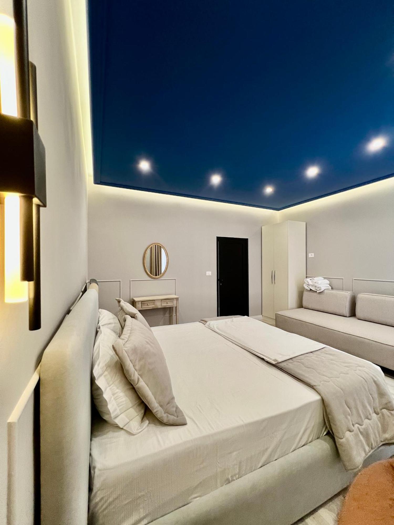 Spiranca Luxury Suites Tiranë Phòng bức ảnh