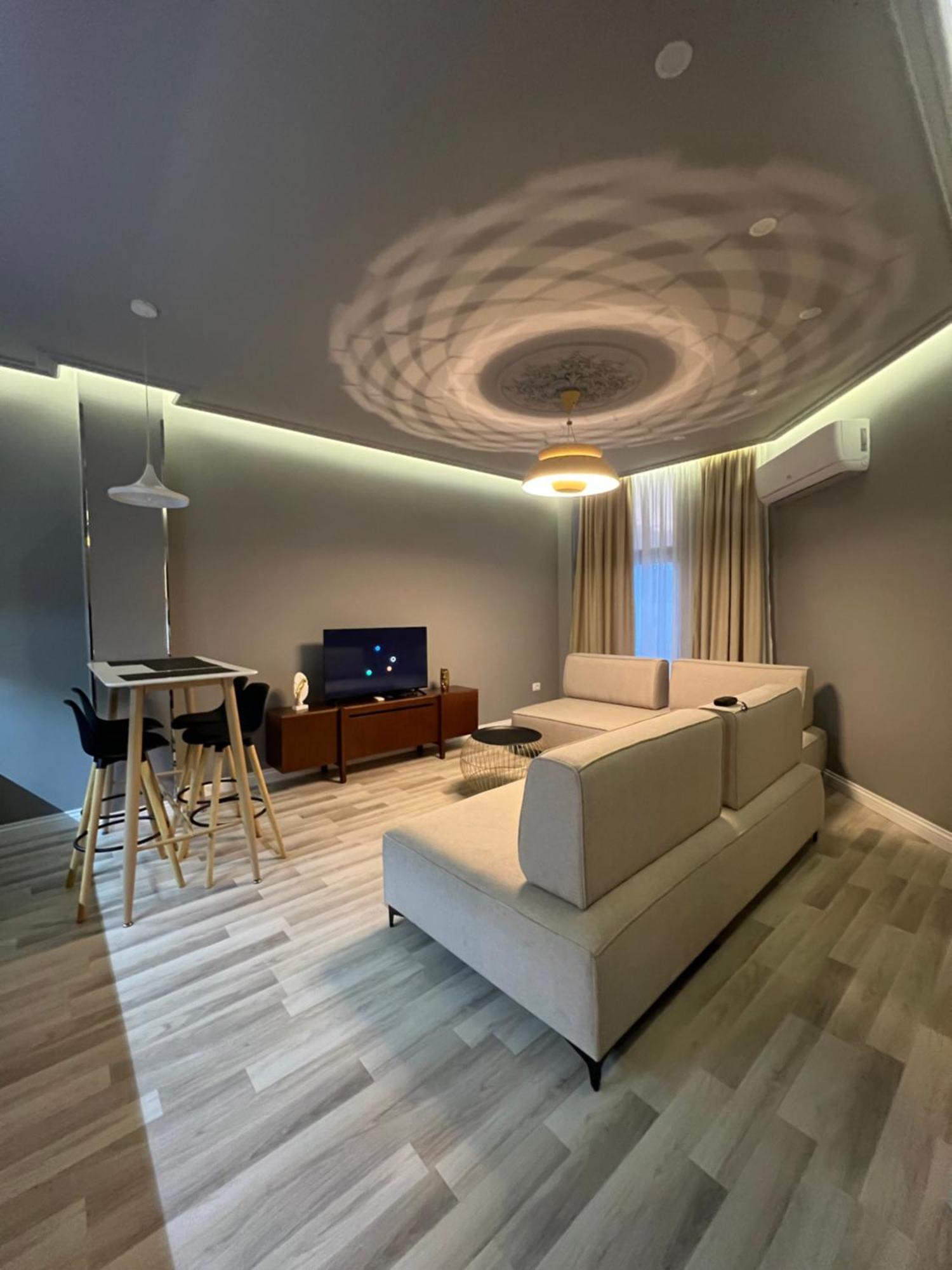 Spiranca Luxury Suites Tiranë Ngoại thất bức ảnh