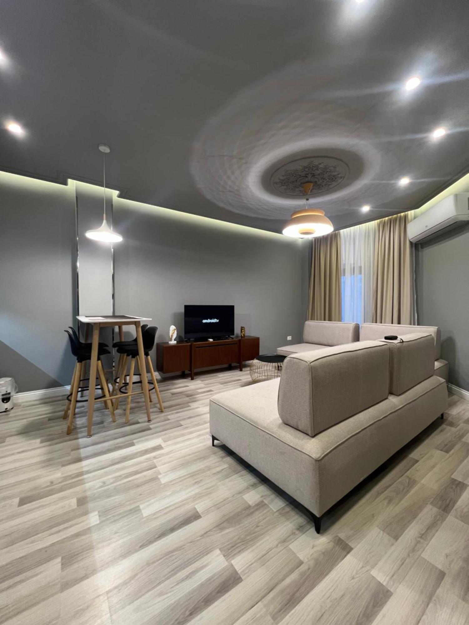 Spiranca Luxury Suites Tiranë Ngoại thất bức ảnh