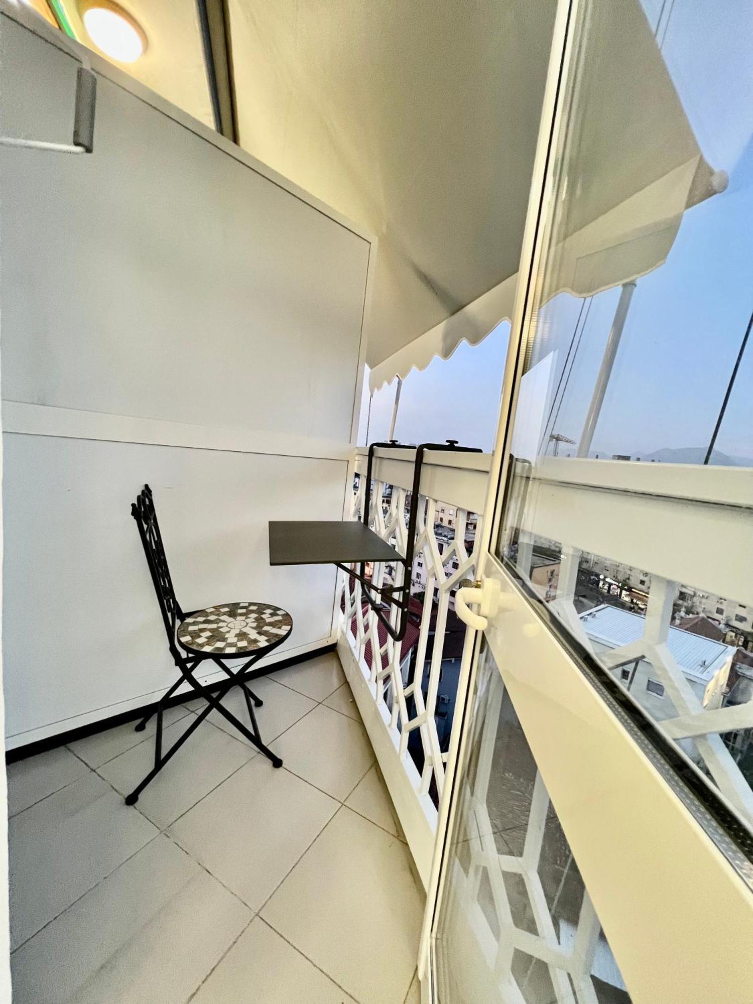 Spiranca Luxury Suites Tiranë Phòng bức ảnh