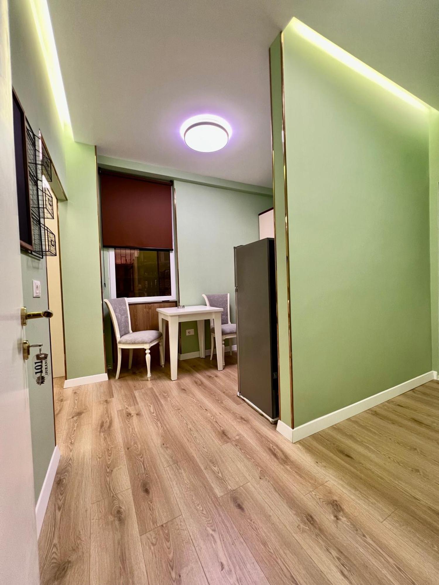 Spiranca Luxury Suites Tiranë Phòng bức ảnh