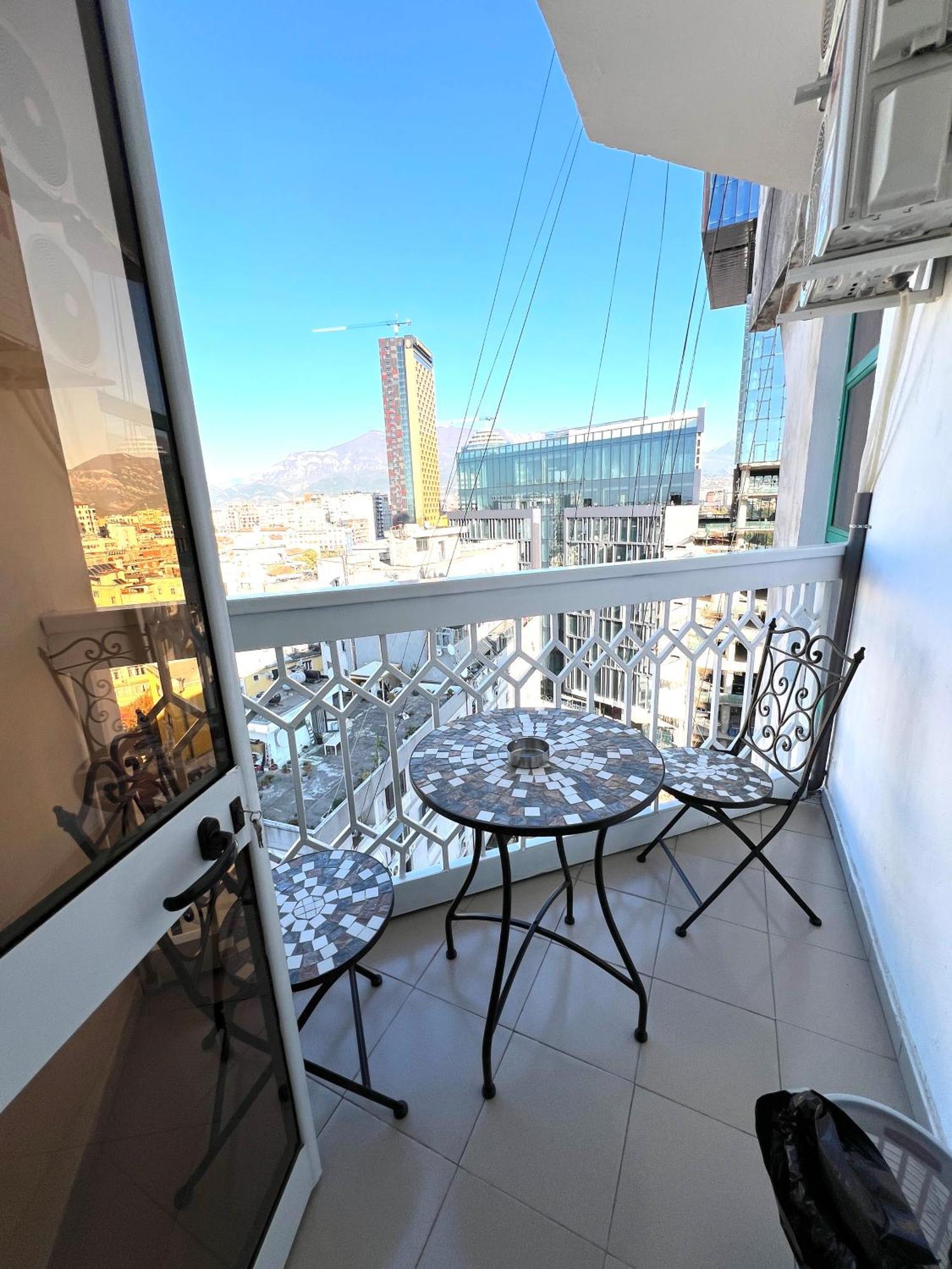 Spiranca Luxury Suites Tiranë Ngoại thất bức ảnh